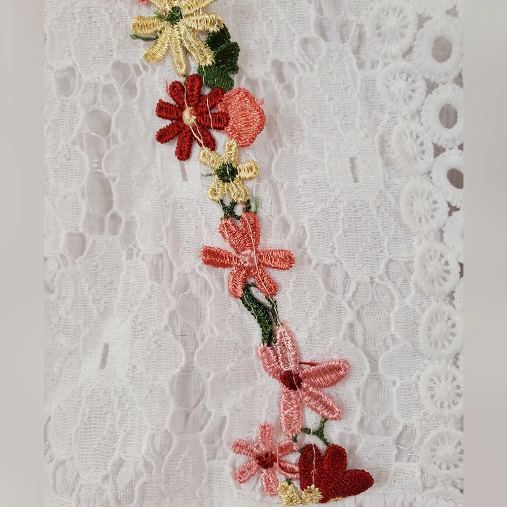 Boho Flowy White Lacy Embroidered Top - Picture 5 of 11